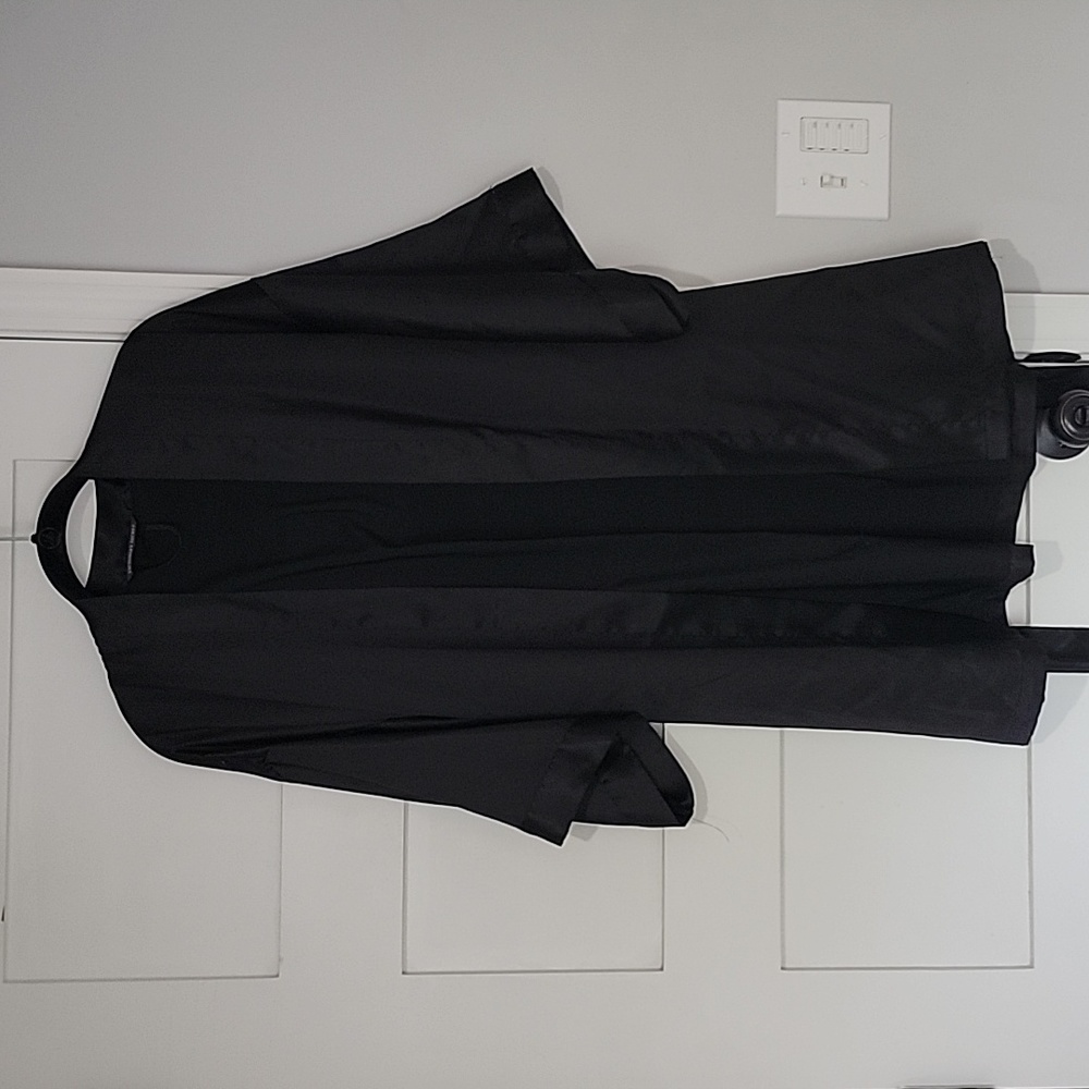VS Satin Shorty Robe, Size M L